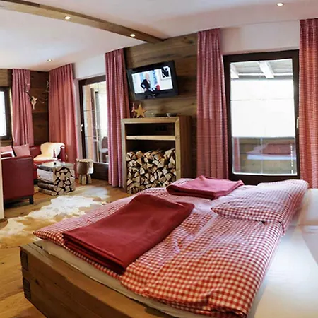 Sportalm Seefeld - In Out Doppelzimmer Daire Seefeld in Tirol